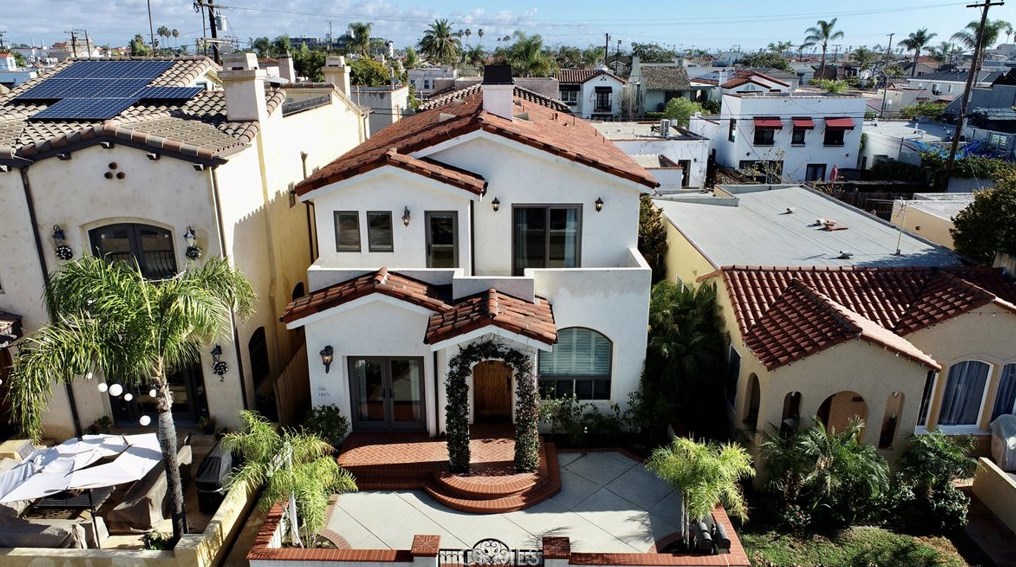 160 Covina Ave, Long Beach, CA 90803