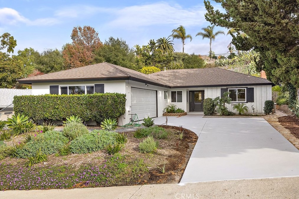 25191 Armagosa Dr, Laguna Beach, CA 92677-1510