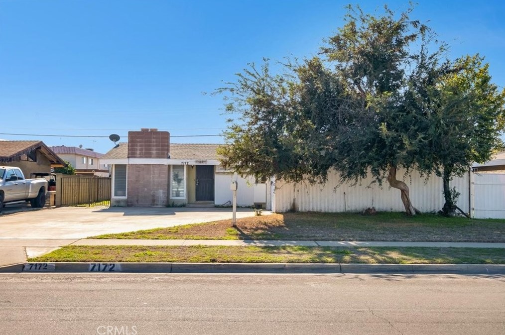 7172 Bestel Ave, Westminster, CA 92683-2204