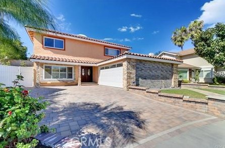 18961 Flagstaff Ln, Huntington Beach CA  92646-1931 exterior