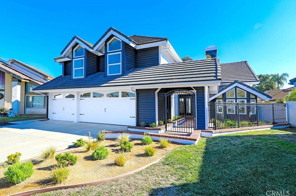 20162 Viva Cir, Huntington Beach, CA 92646