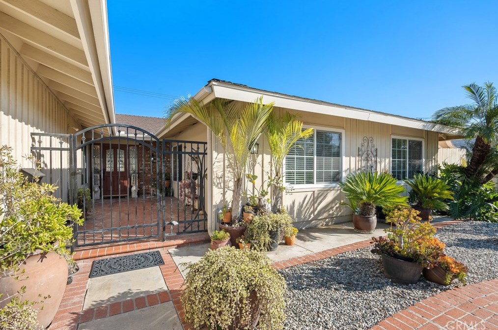 2716 Puente St, Fullerton, CA 92835