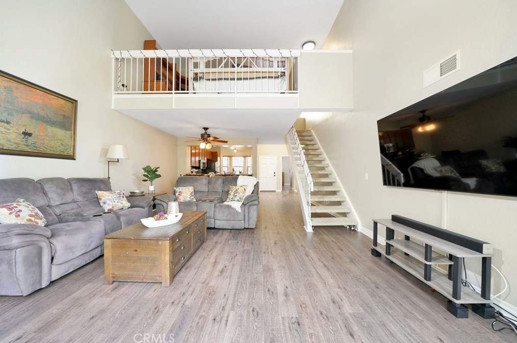 3670 S Bear St #d, Santa Ana, CA 92704