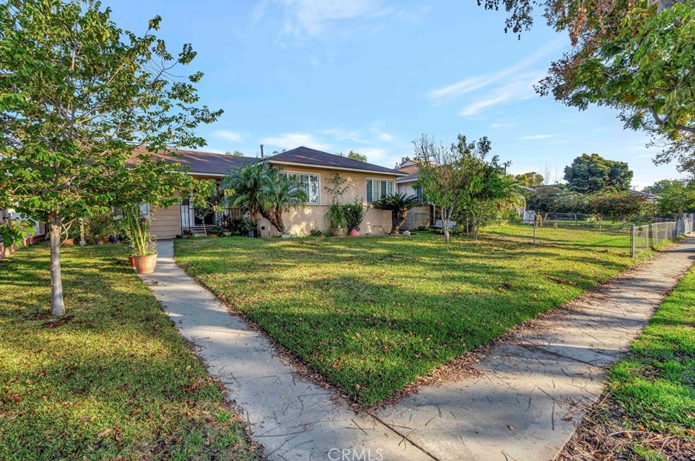 11535 Davenrich St, Santa Fe Springs, CA 90670