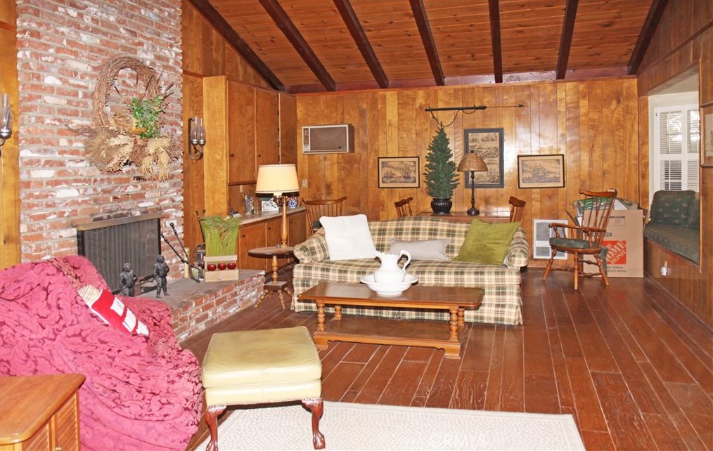 13861 Harper St, Westminster CA  92683-3323 exterior