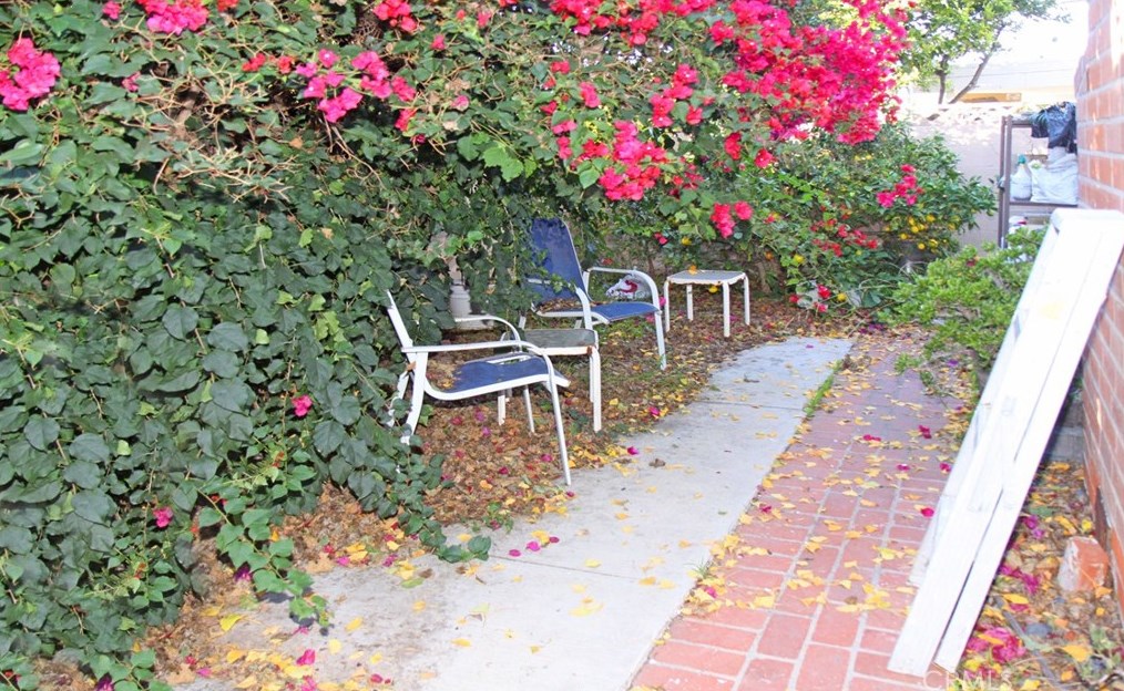 13861 Harper St, Westminster CA  92683-3323 exterior