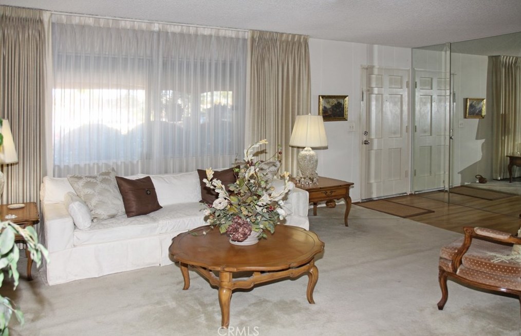 13861 Harper St, Westminster CA  92683-3323 exterior