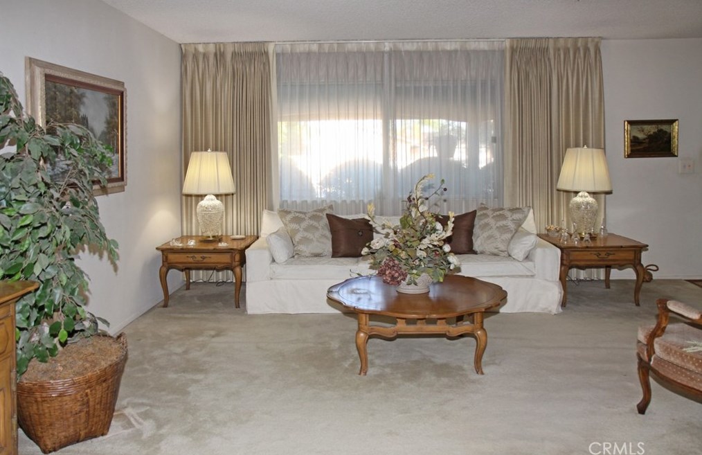 13861 Harper St, Westminster CA  92683-3323 exterior