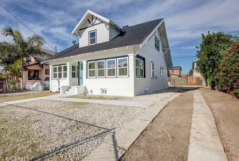 527 52nd St, Los Angeles, CA 90037-3309