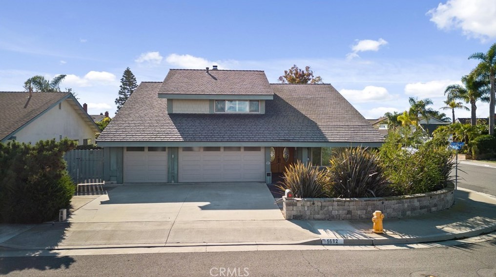 5682 Grimsby Dr, Huntington Beach, CA 92649-4842
