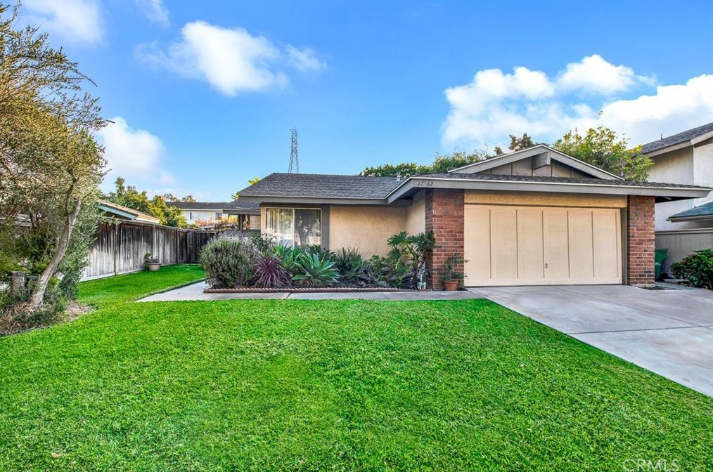 17582 Wayne Ave, Irvine, CA 92614