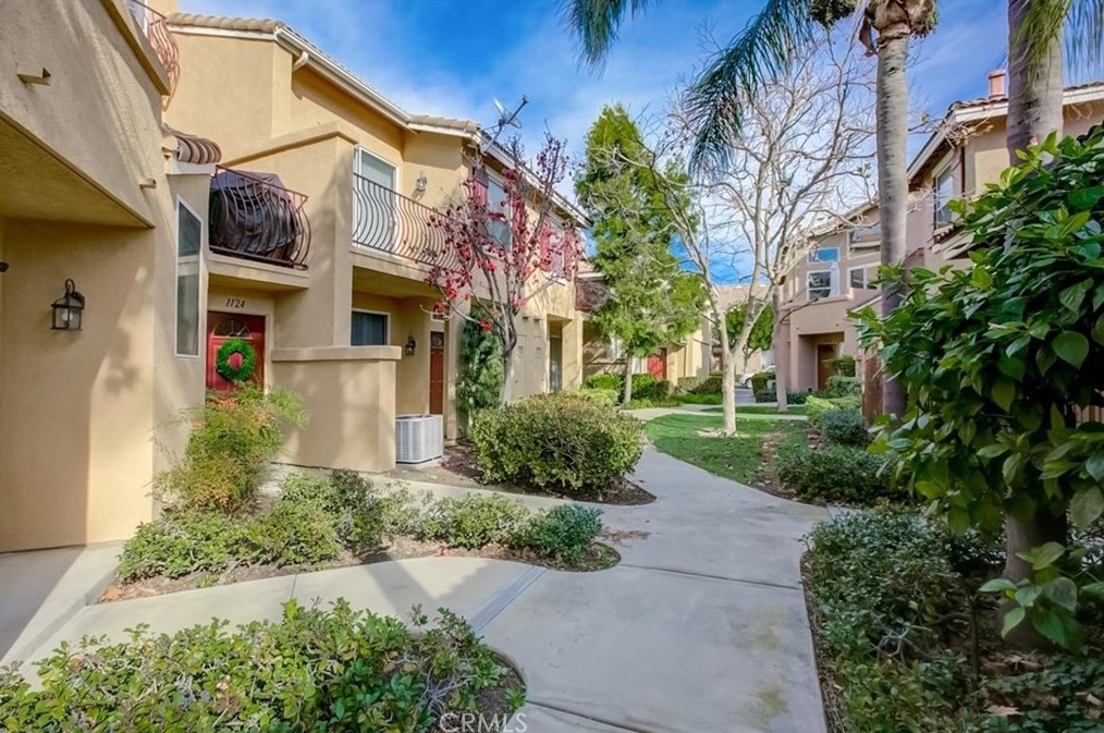 1126 S Positano Ave, Anaheim, CA 92808