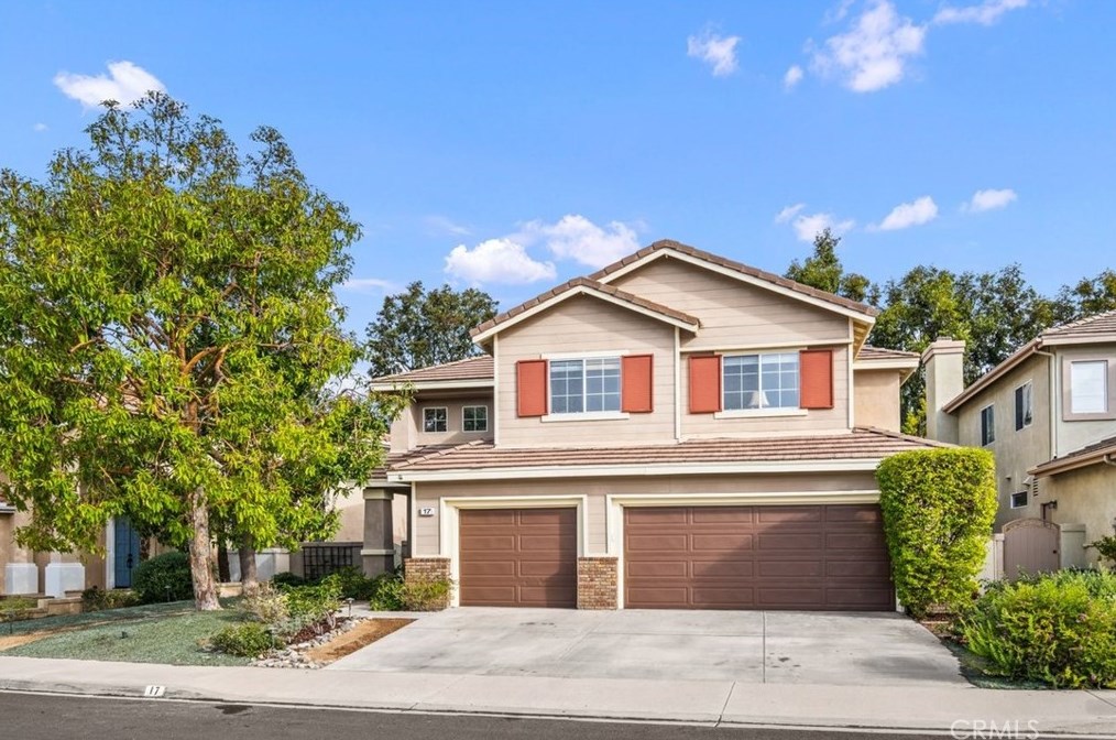 17 Camarin St, El Toro, CA 92610