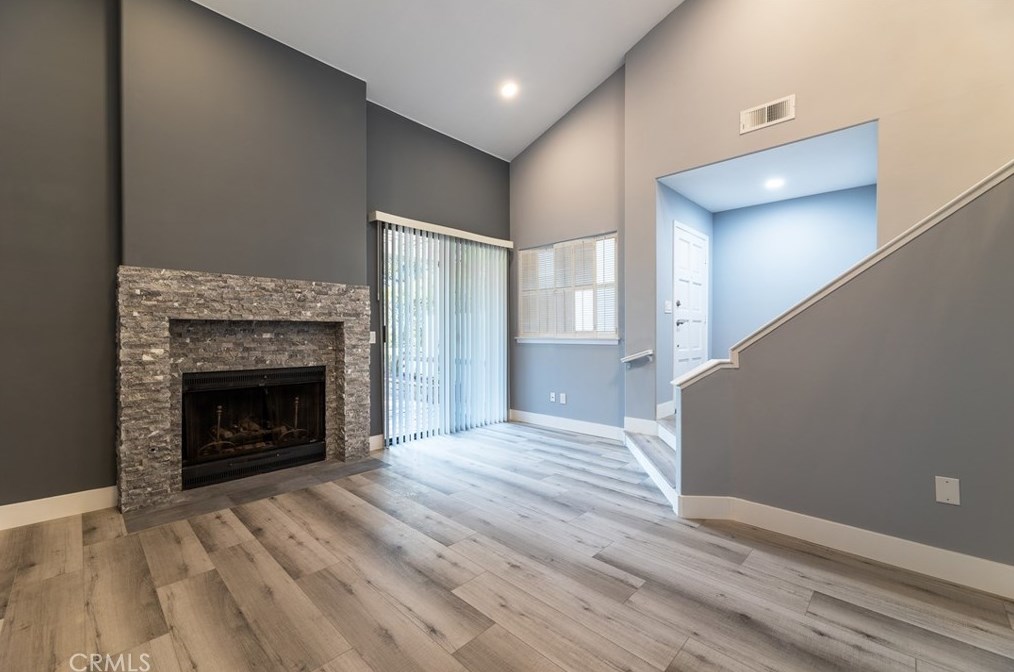 26 Santa Cruz Ct, Manhattan Beach, CA 90266