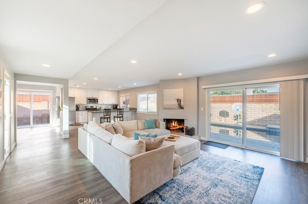 19362 Worchester Ln, Huntington Beach, CA 92646