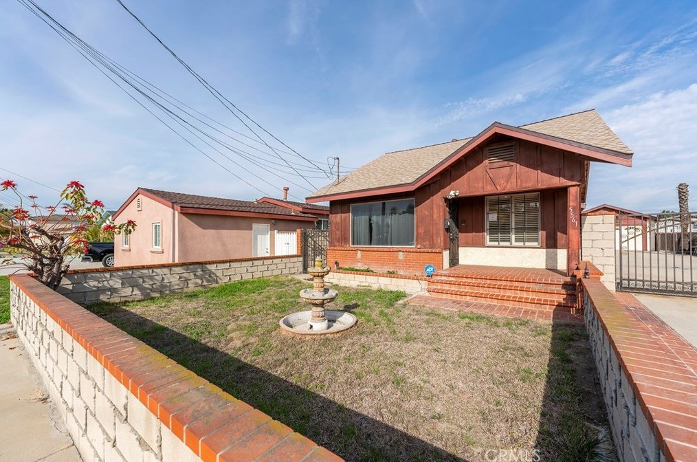 5561 Nelson St, Cypress, CA 90630