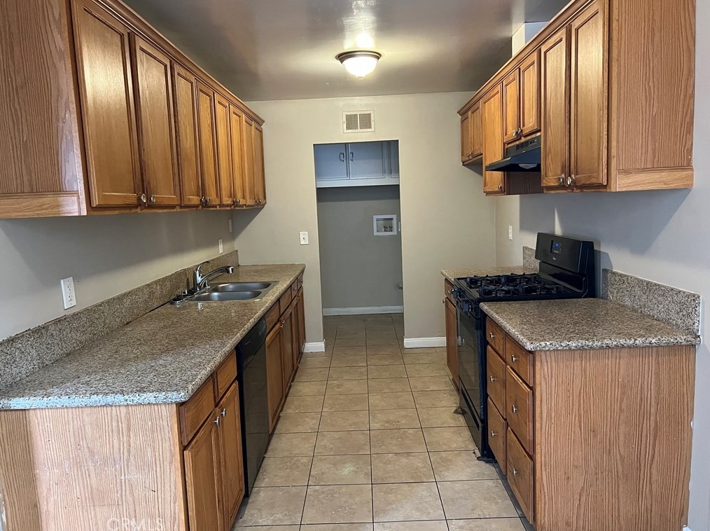13303 Marlette Dr, La Mirada, CA 90638-1911