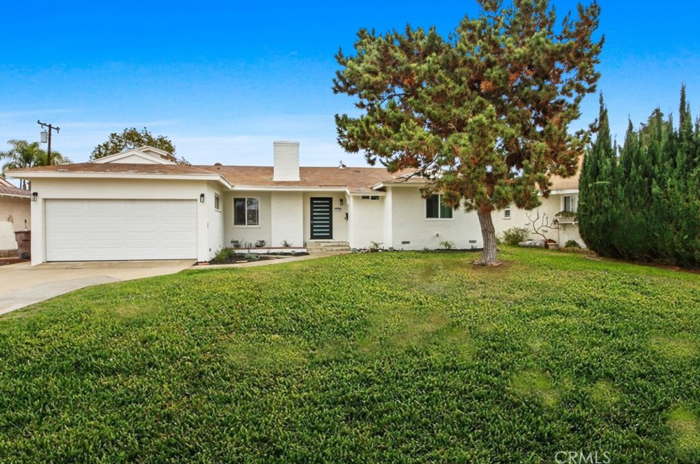 12202 Hackamore Rd, Garden Grove, CA 92840