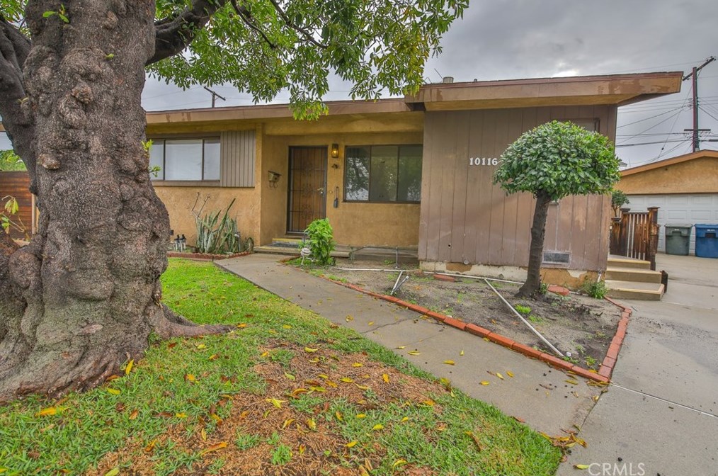 10116 Mildred St, El Monte, CA 91733-1120