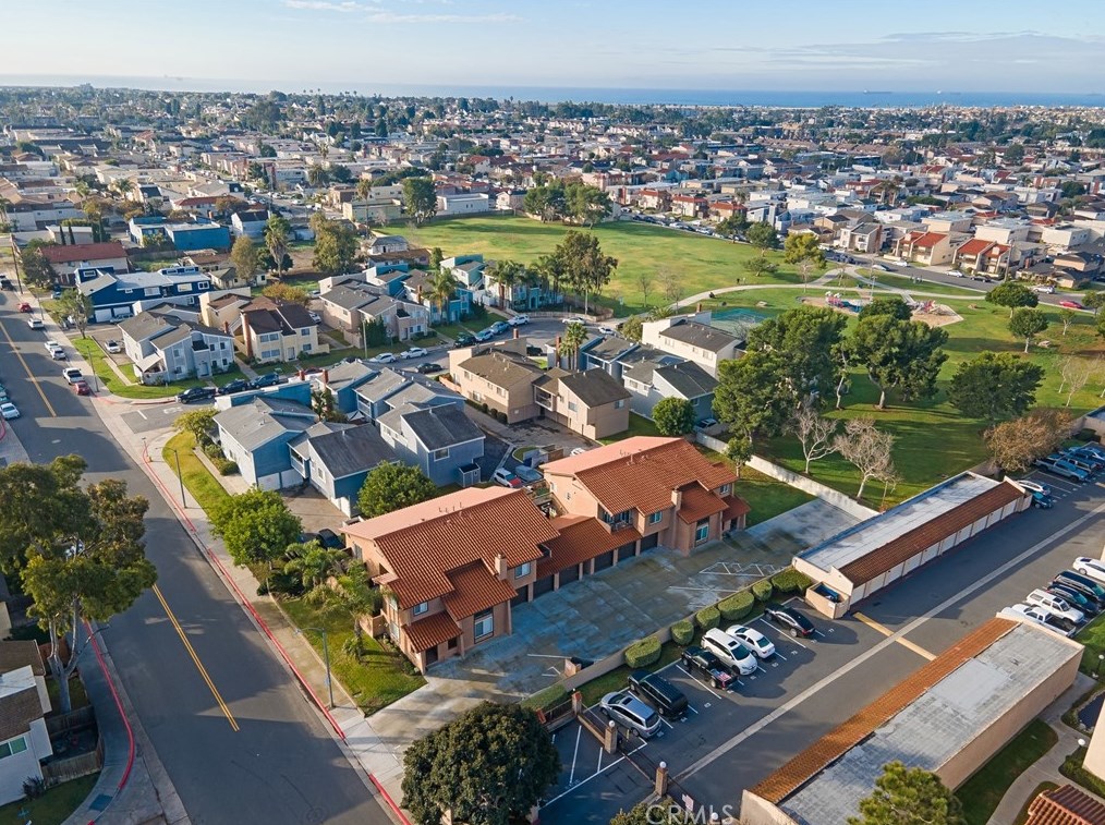 16601 Green Ln, Huntington Beach, CA 92649