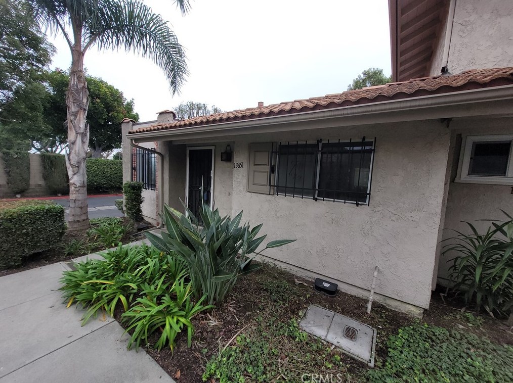 13851 La Jolla, Garden Grove, CA 92844