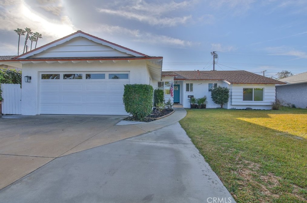 1028 Pecan St, Brea, CA 92821