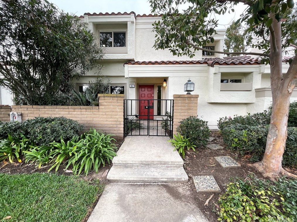 6 Segura #70, Irvine, CA 92612