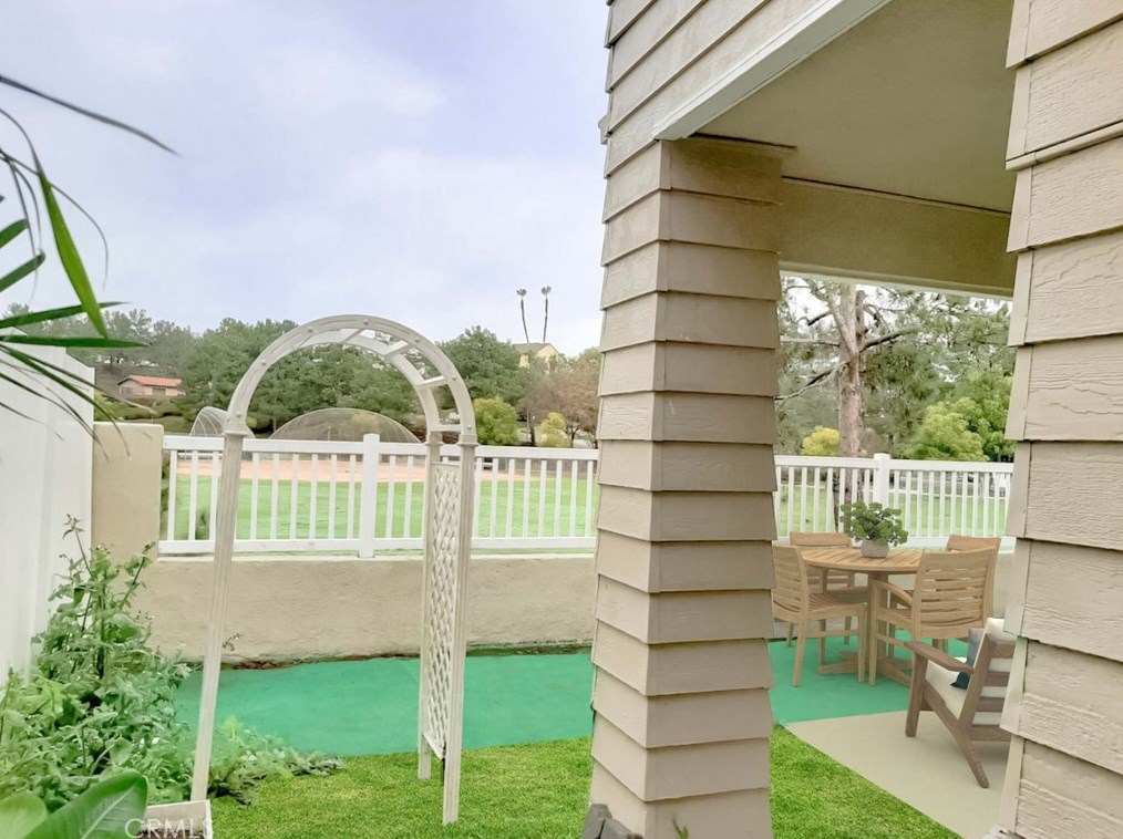 9 Baywood, Laguna Beach, CA 92656-1410