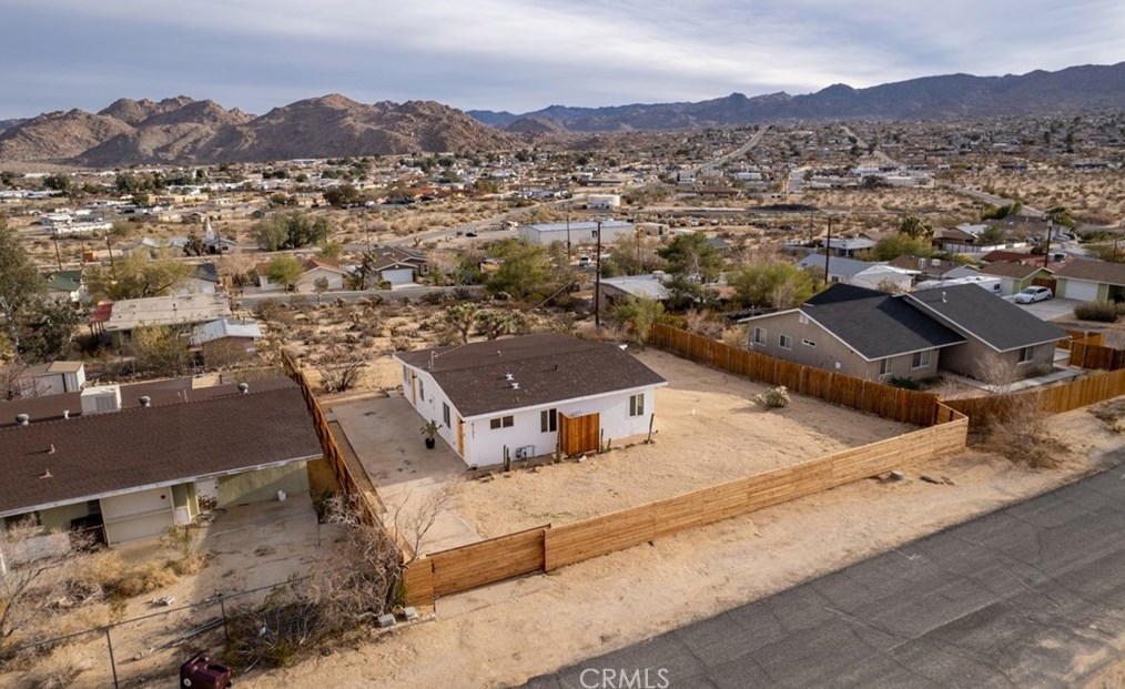6131 Panorama St, Joshua Tree CA  92252-2120 exterior