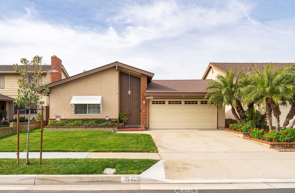 19129 Pires Ave, Artesia, CA 90703-7352