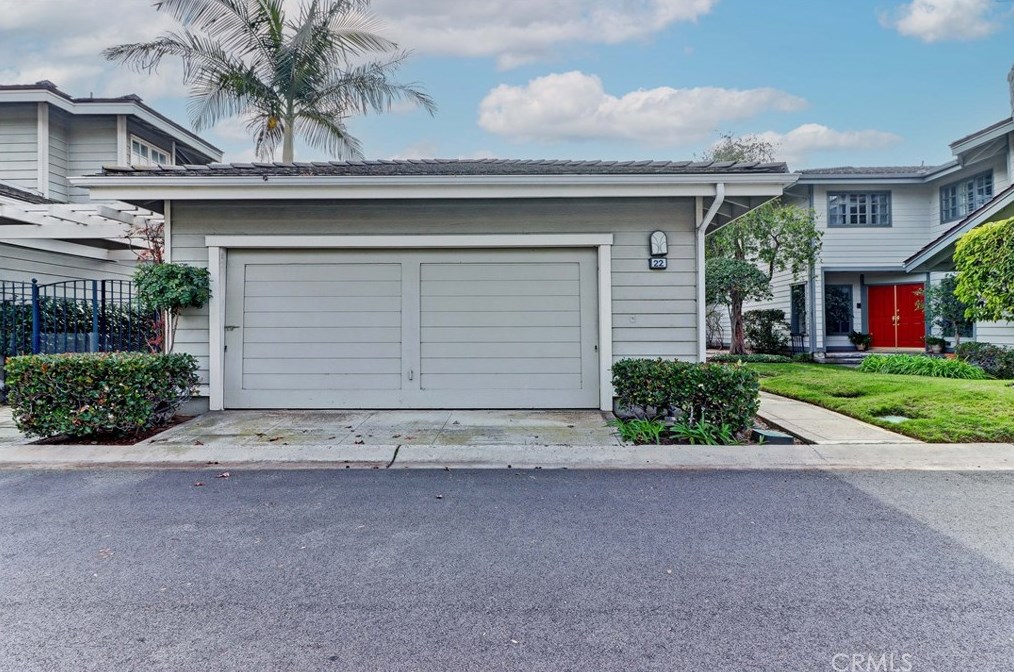 22 Malaga Pl, Manhattan Beach, CA 90266