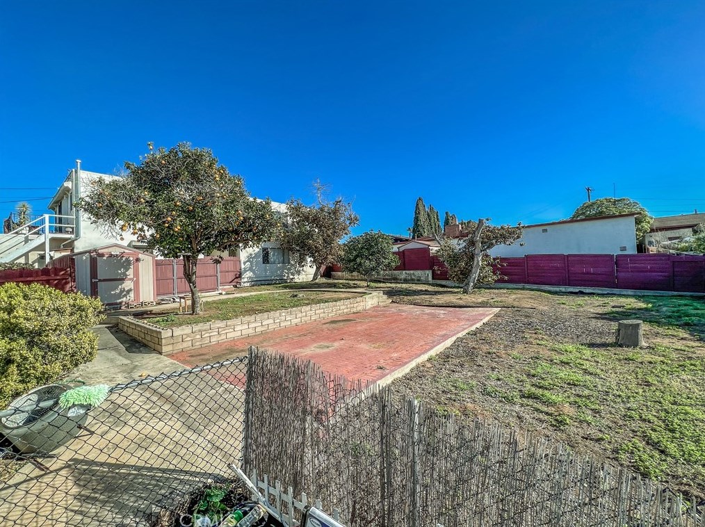 2110 E 20th St, National City, CA 91950