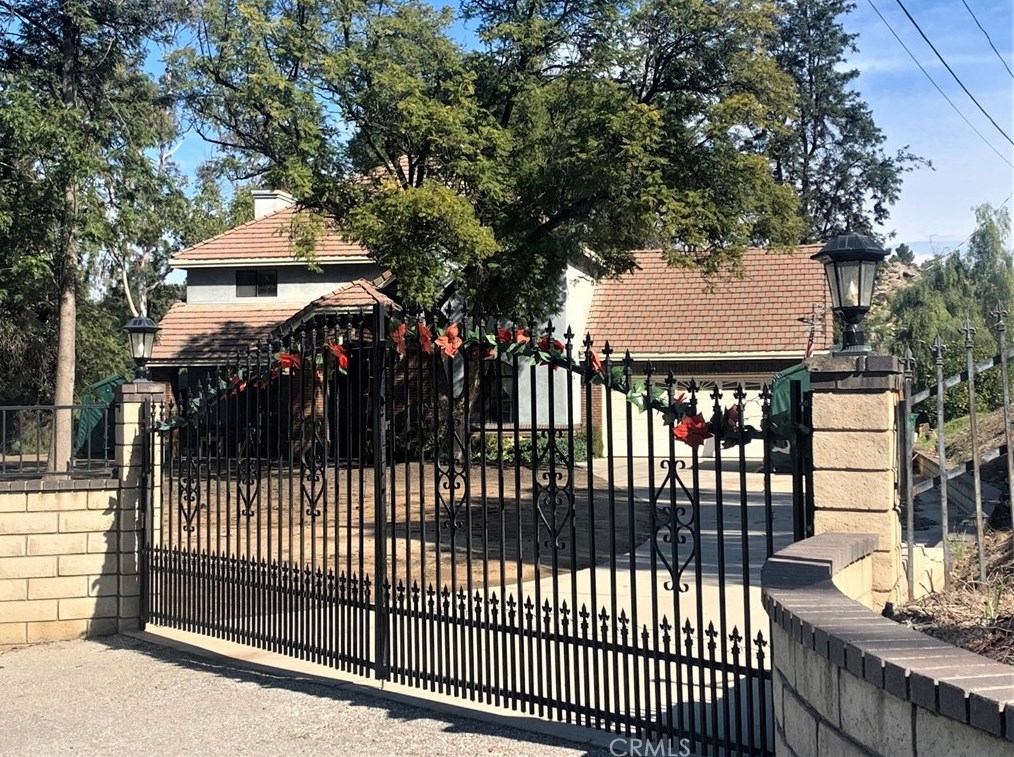 15700 Indian Creek Trail, Riverside, CA 92506