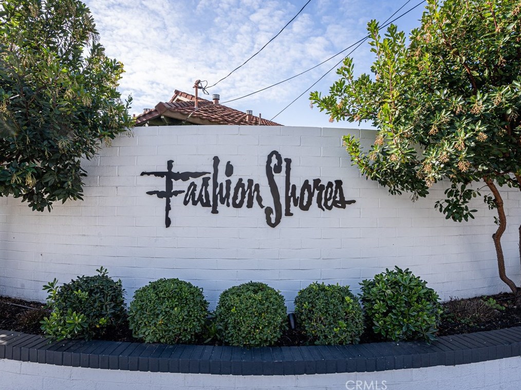 21581 Bahama Ln, Huntington Beach, CA 92646