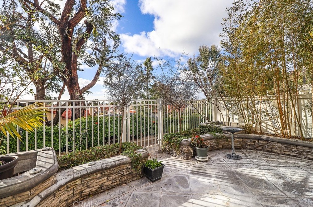 21185 Serra Vista, El Toro, CA 92630