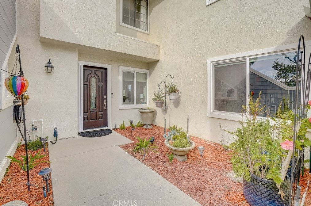 5521 E Stetson Ct, Anaheim, CA 92807