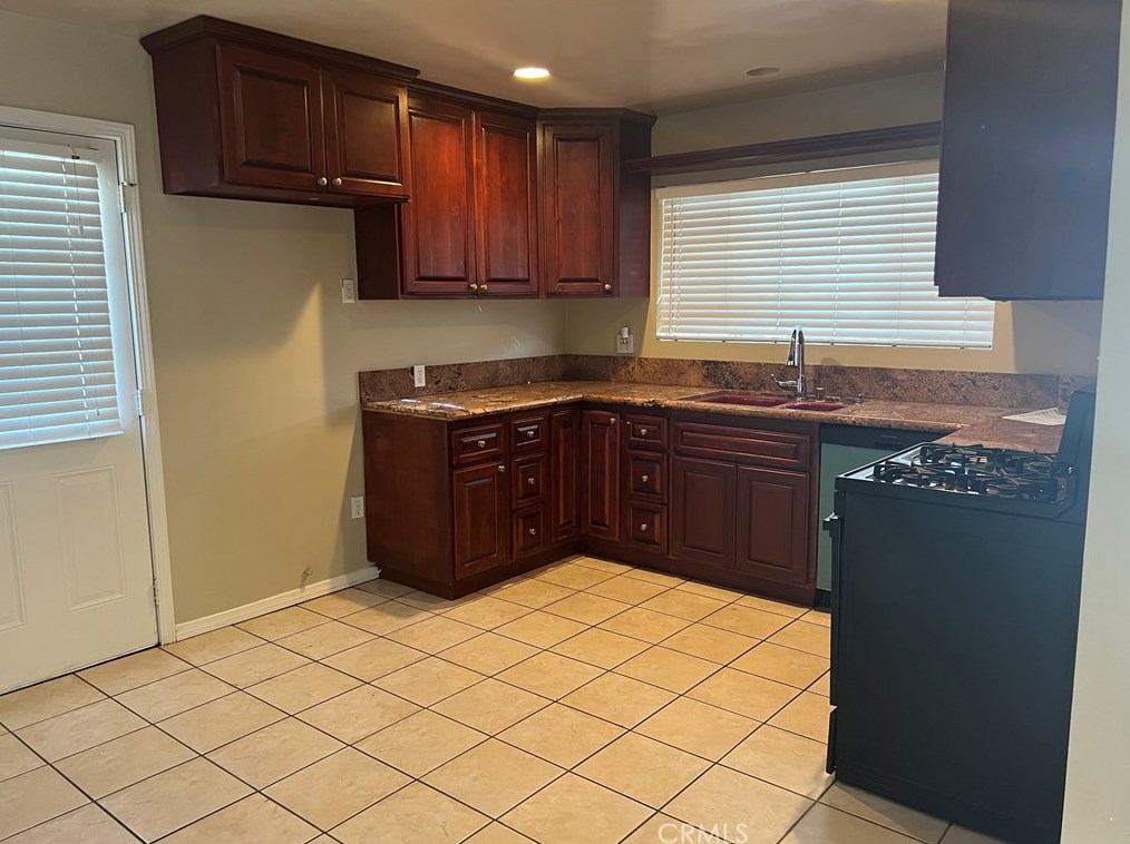 17705 Ibbetson Ave, Bellflower, CA 90706