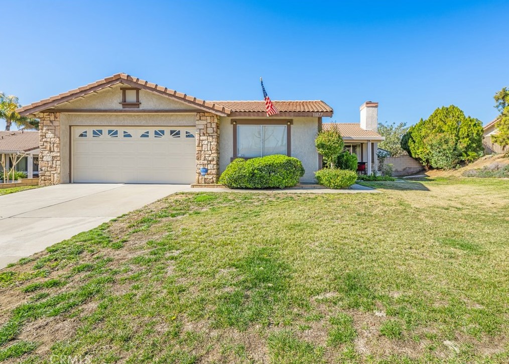 11077 Hubbard St, Moreno Valley, CA 92557-5121