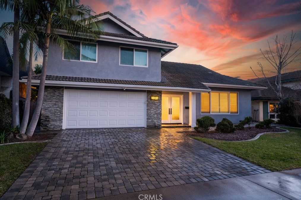 10152 Crailet Dr, Huntington Beach, CA 92646-5438