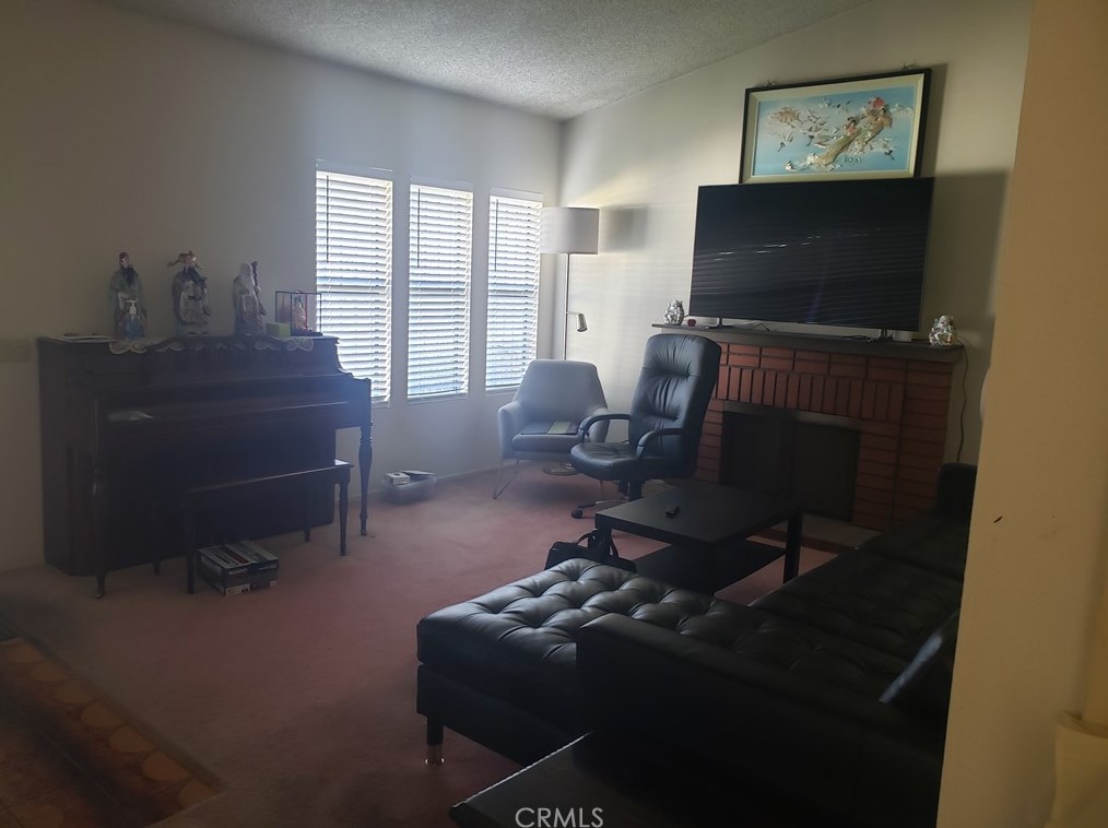 1714 W Occidental St, Santa Ana, CA 92704