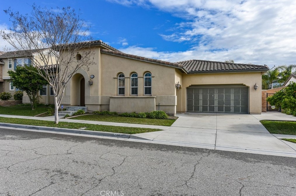 14421 Bloomfield Ave, Chino, CA 91710