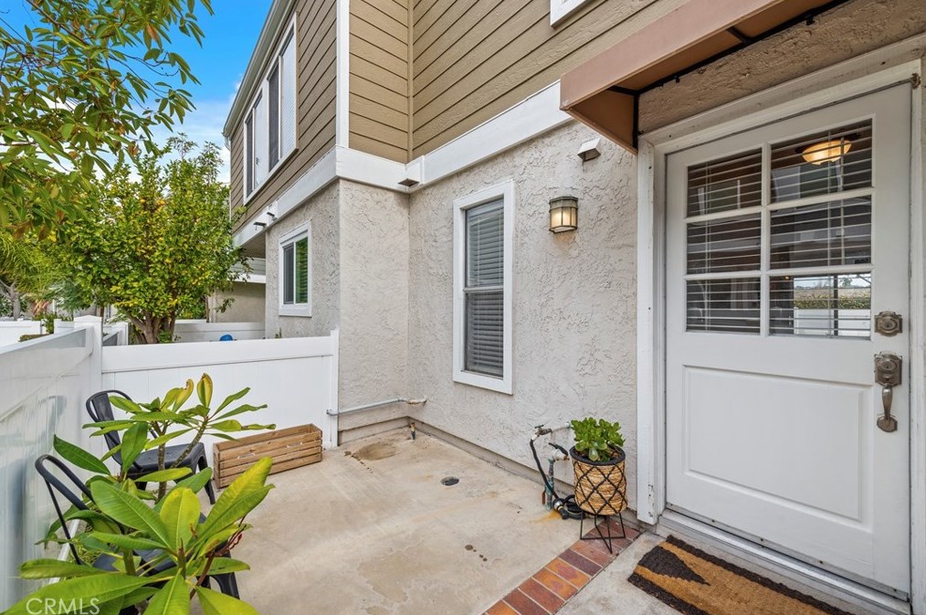 19 Bentwood Ln, Laguna Beach, CA 92656