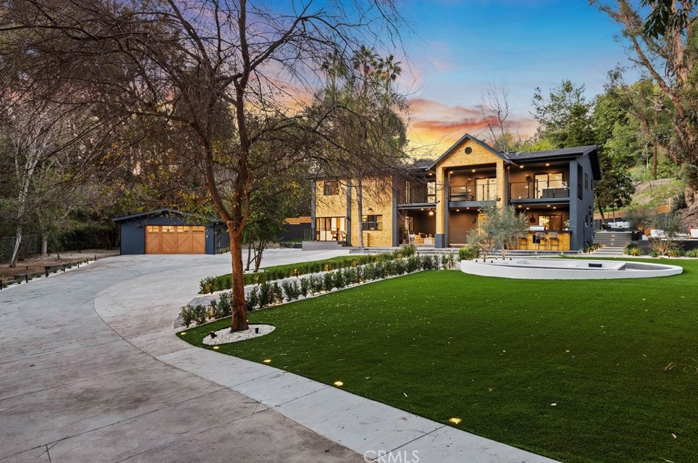 9944 Overhill Dr, Santa Ana, CA 92705