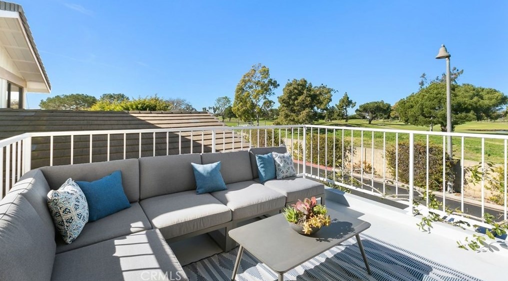 5012 Olympic Dr, Los Alamitos, CA 90720