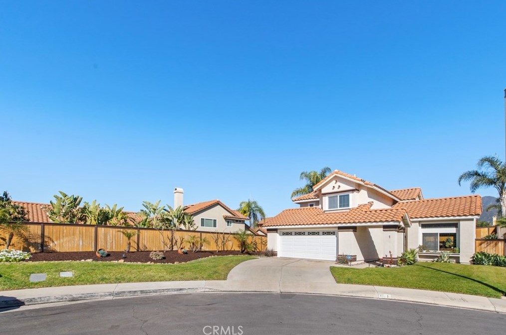 1 Calle Passiflora, Trabuco Canyon, CA 92688