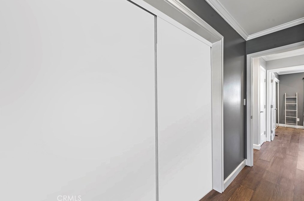 1582 Baker St, Costa Mesa CA  92626-3747 exterior