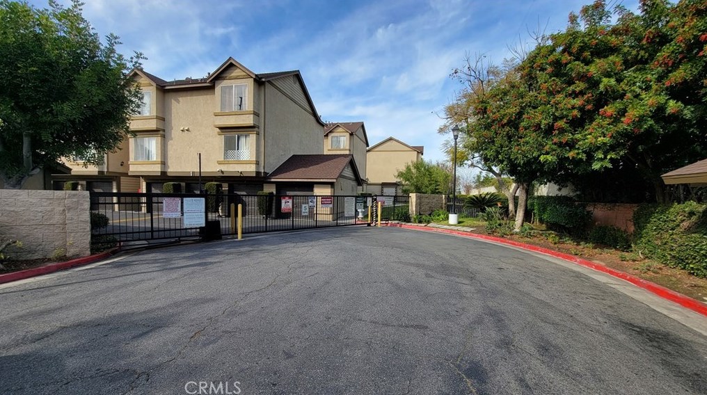 4201 W 5th St #324, Santa Ana, CA 92703