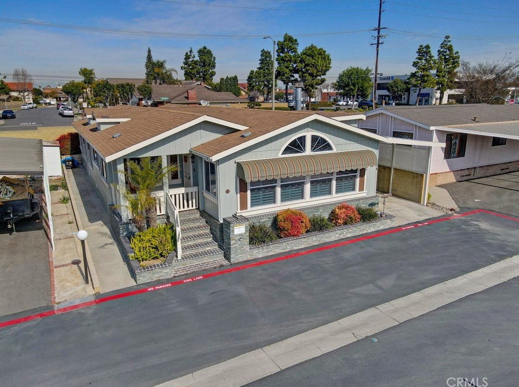 9850 Garfield Ave 82, Huntington Beach, CA 92646