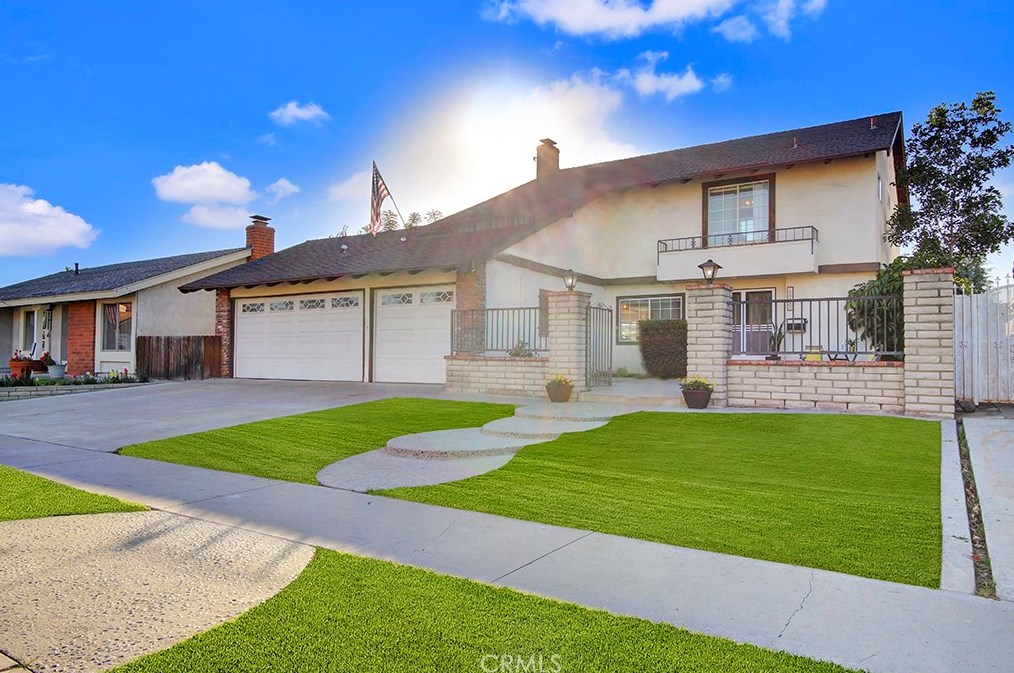 16449 Shadbush St, Santa Ana, CA 92708