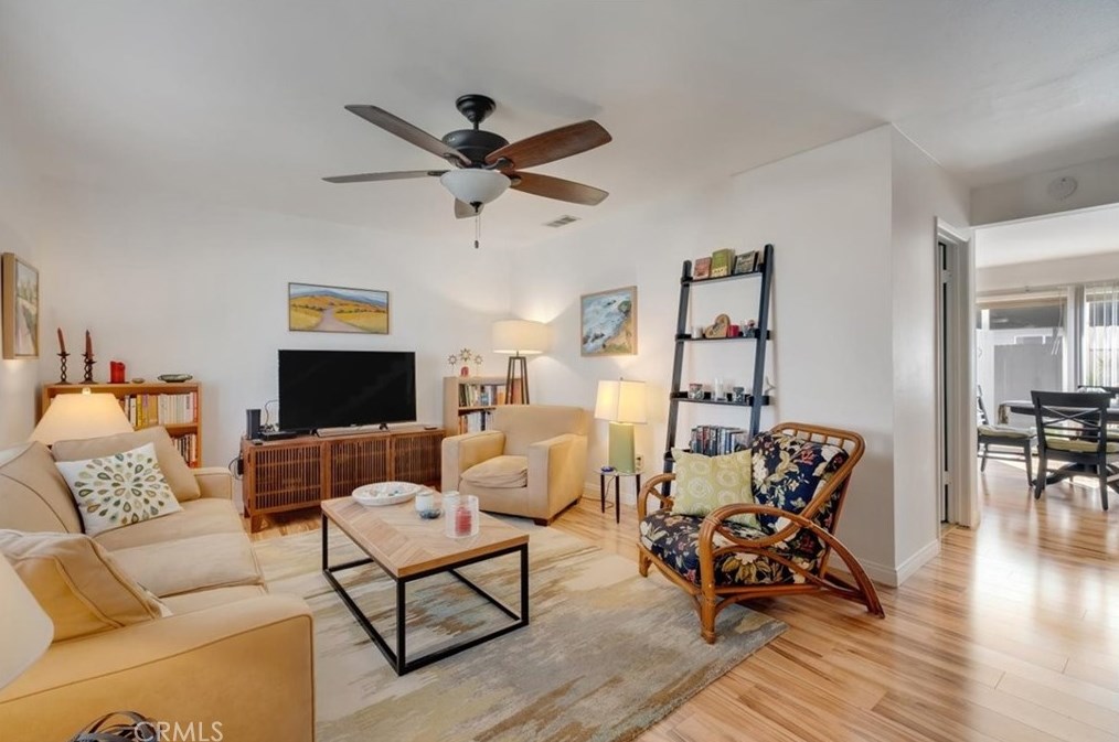 16922 Limelight Cir #d, Huntington Beach, CA 92647